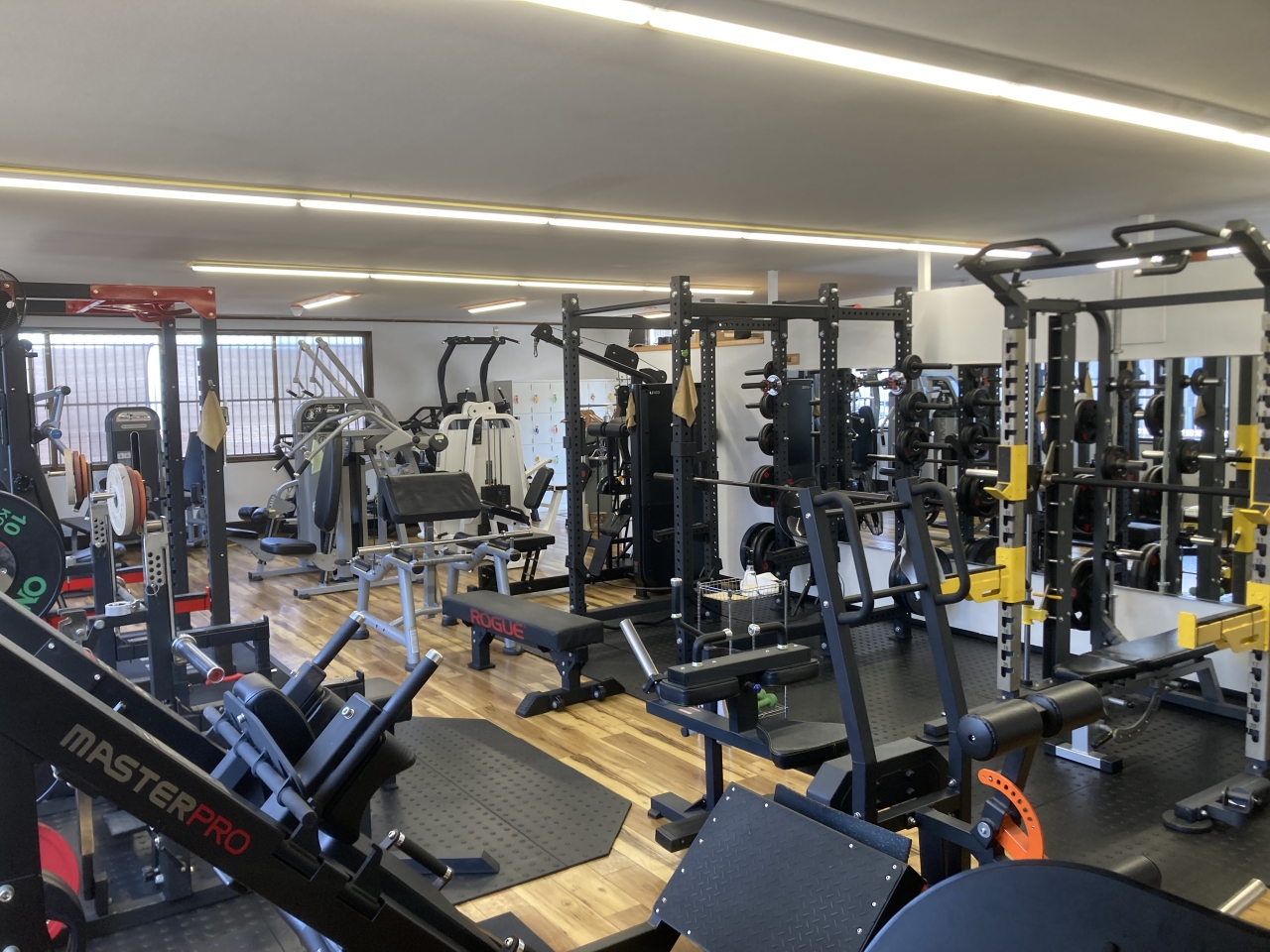 FITNESS　RE:BUILD