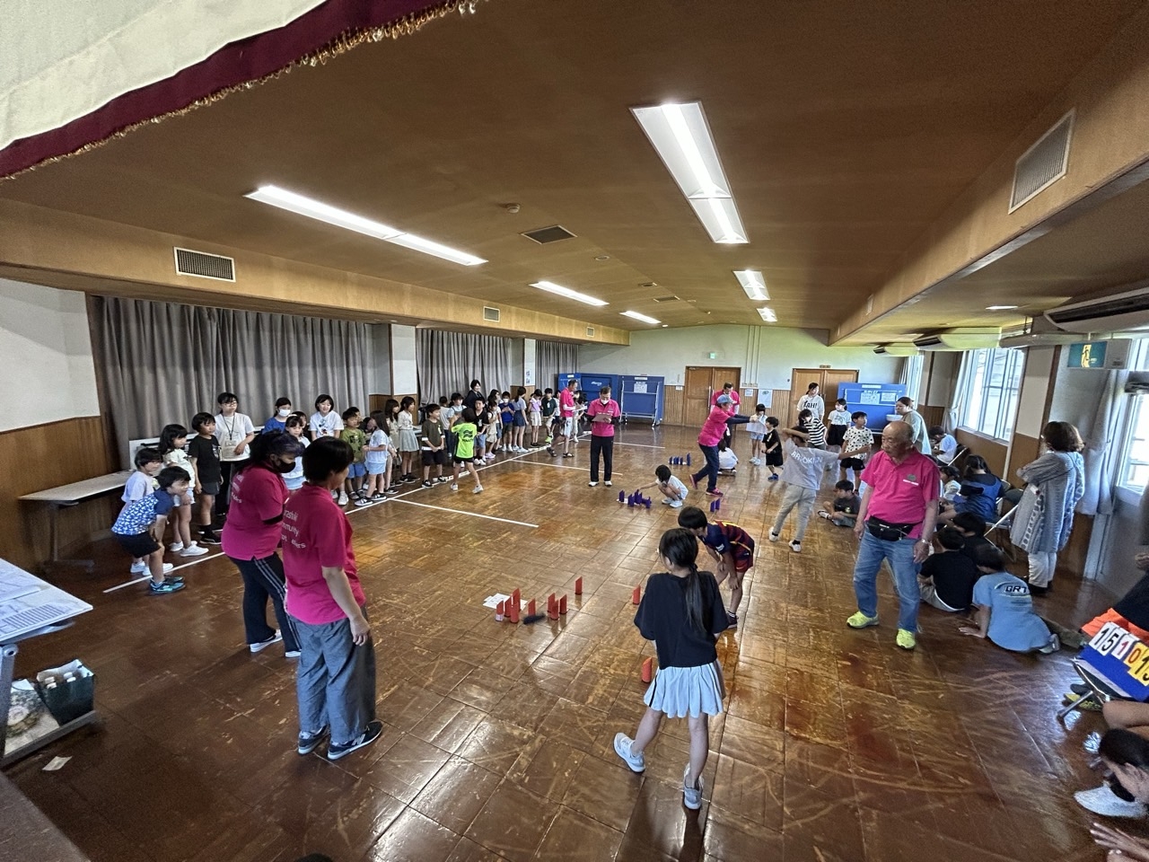 各コートで熱戦が展開